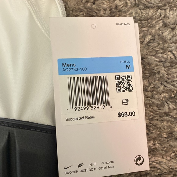 Nike Pro HyperStrong Men's 4-Pad Football Top AQ2733-100 Size Medium NWT - Picture 5 of 6